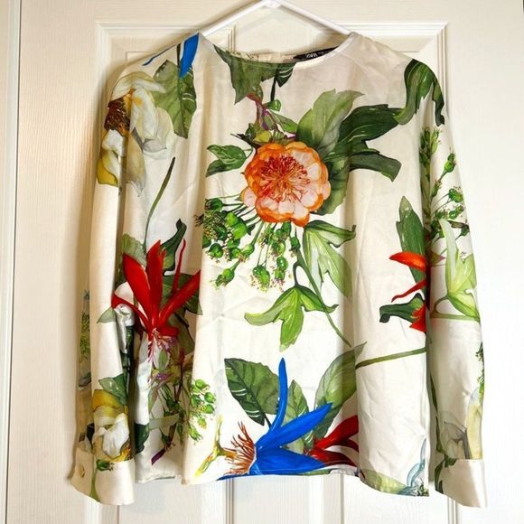 Zara Tops - Zara Floral Blouse - Multicolor